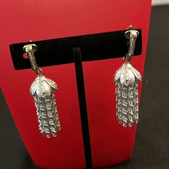 Sarah Coventry & Copper brushed on Turquoise Clip On Earrings. 2 pair. - Picture 12 of 16